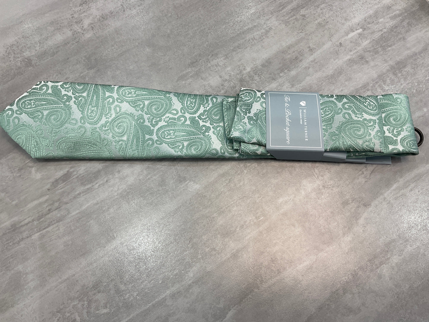 Elderflower tie and pocket square