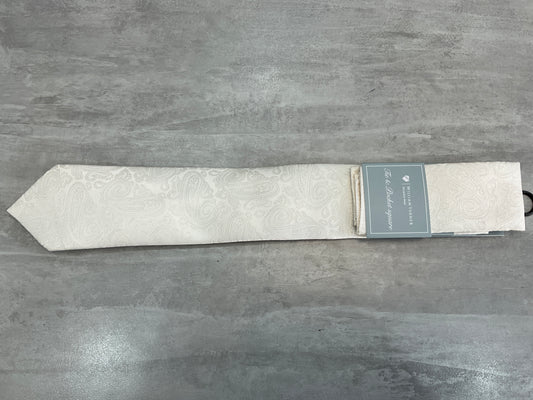 William turner 1104435 ivory paisley