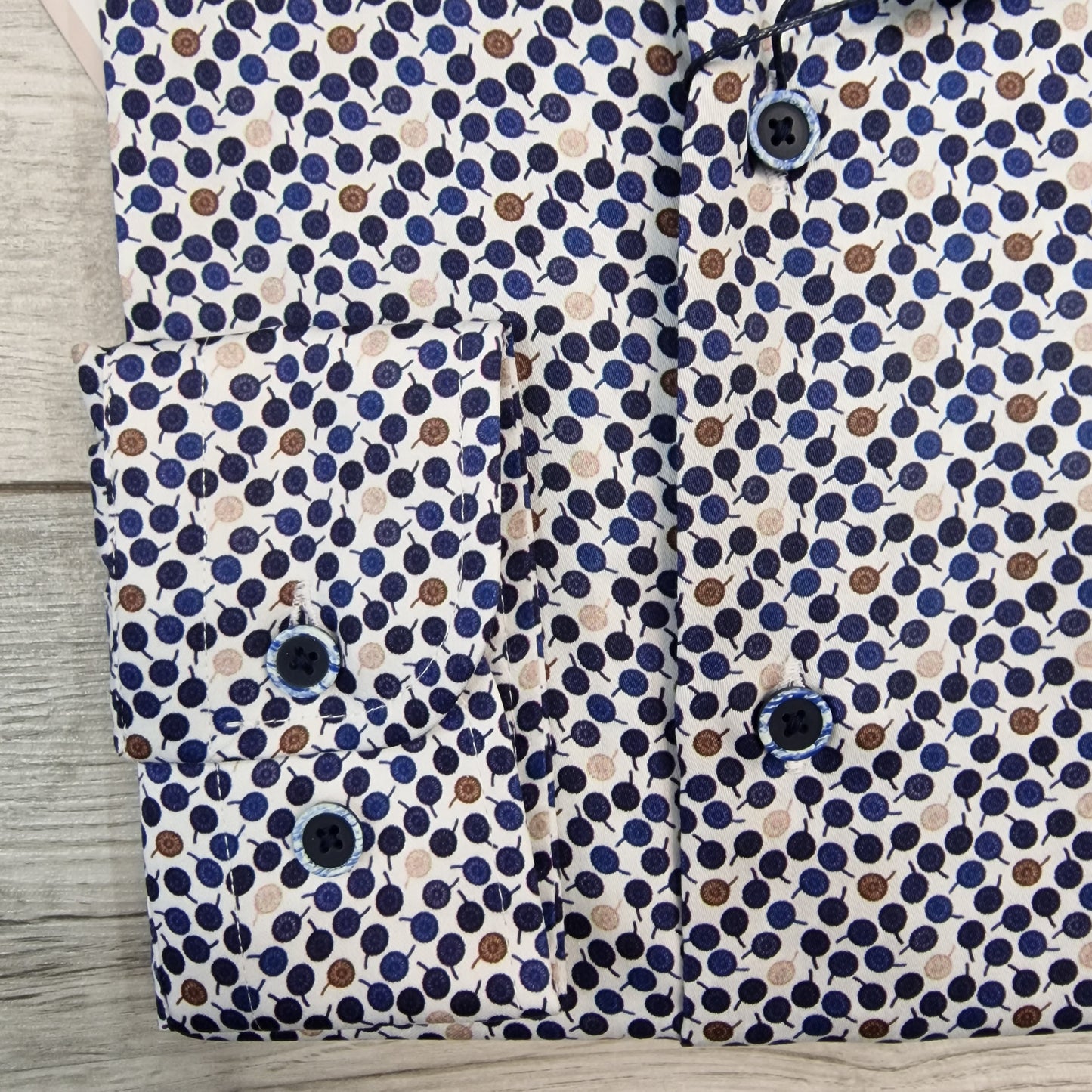 Dario Beltran Quirk Pattern Shirt