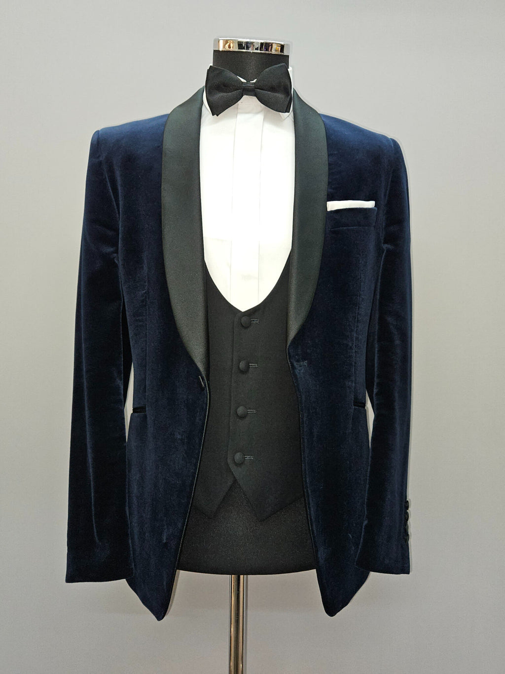 Wilvorst Velvet Jacket - Peak Lapels or Shawl Collar