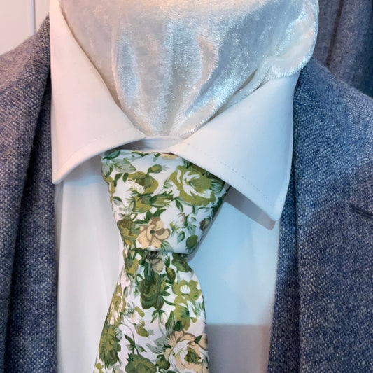 beautiful sage floral tie and pocket square T4048/3