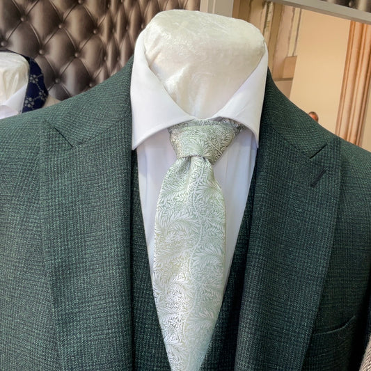 La smith Delicate Leaves silver on sage F1795