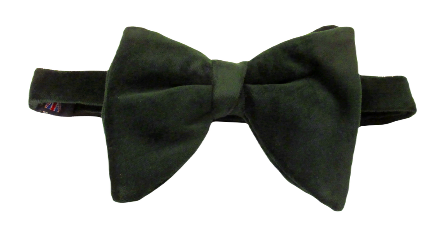 velvet bat wing bow tie