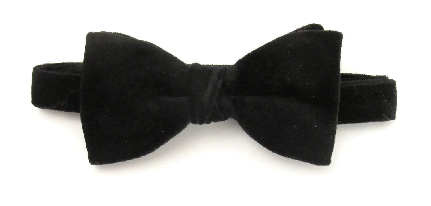 Bow Tie - Black velvet