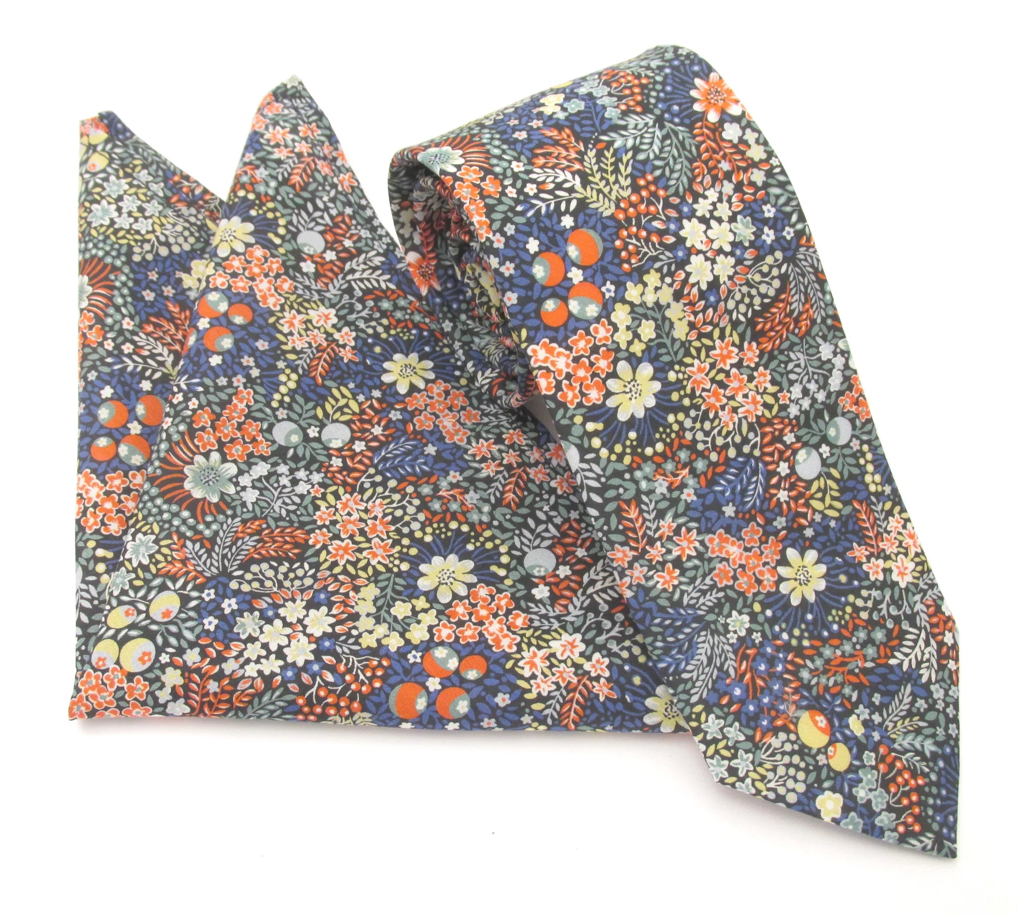 Van Buck Made With Liberty - Elderberry Tie & Square