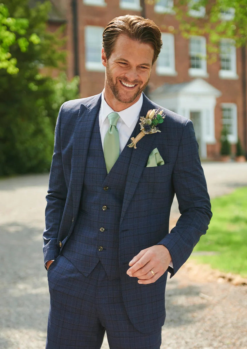Alveley Suit Hire - 3 Piece & Dress Shirt