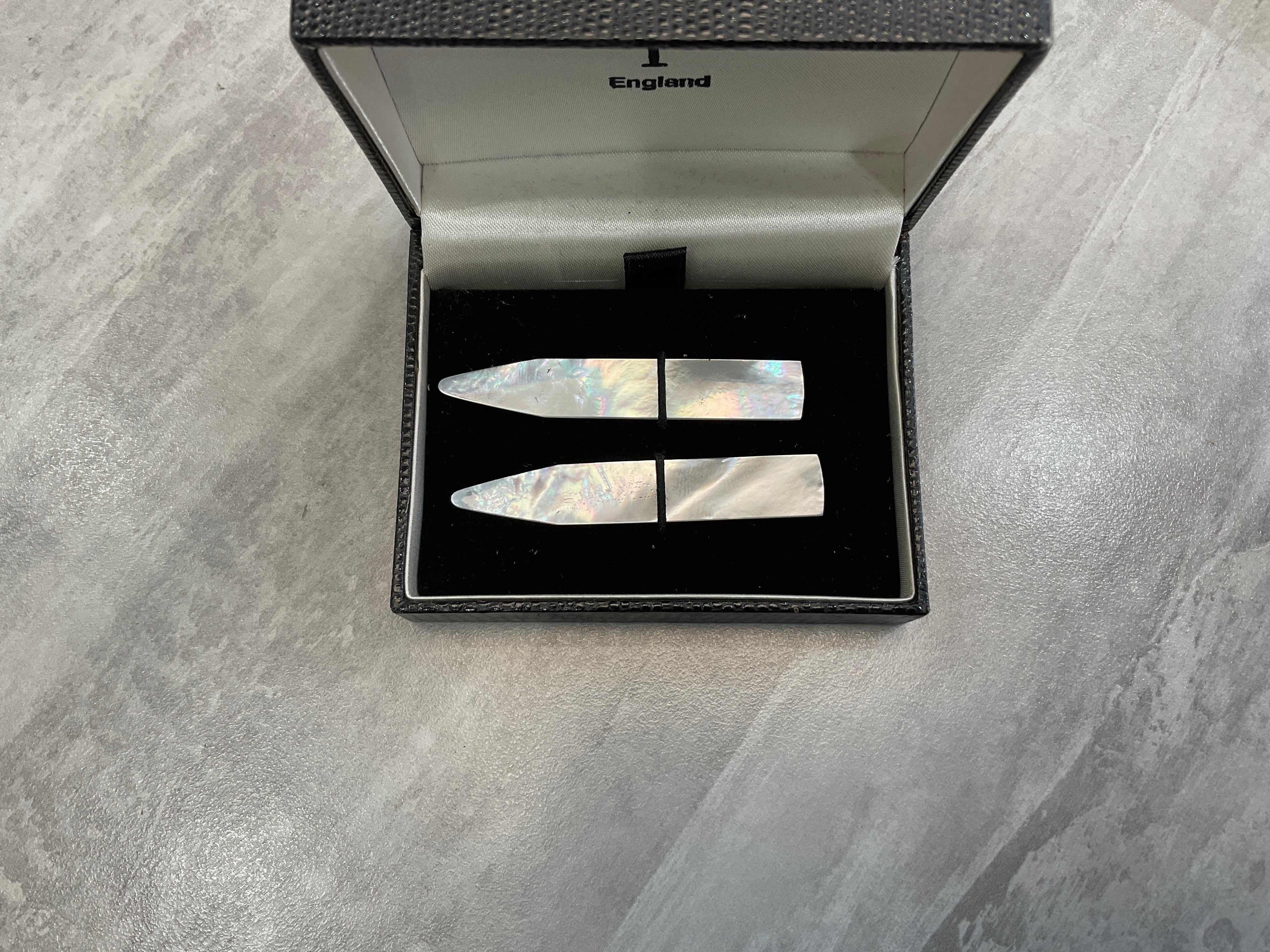 Mother of pearl Collar Stiffners
