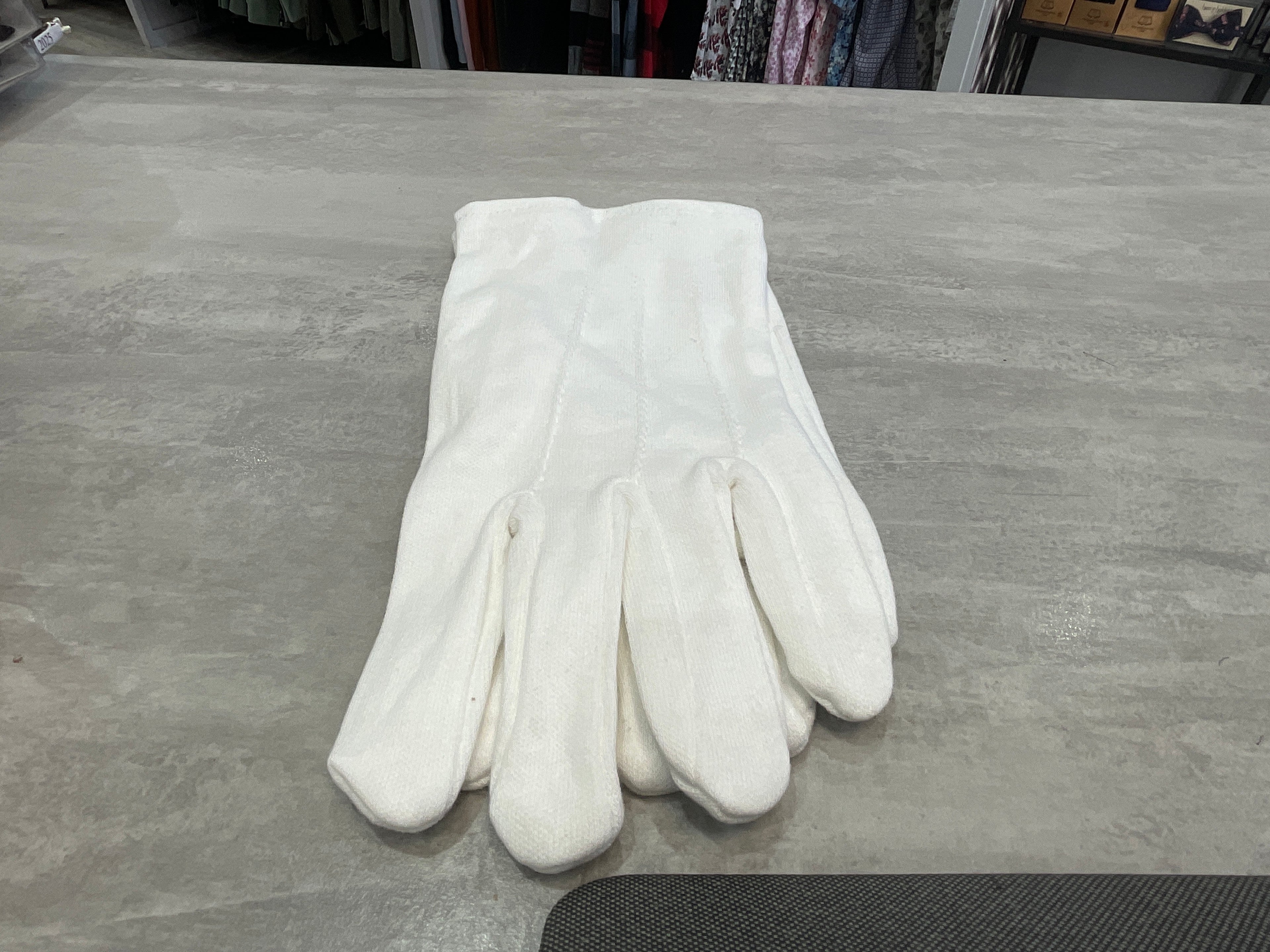 Masonic white gloves