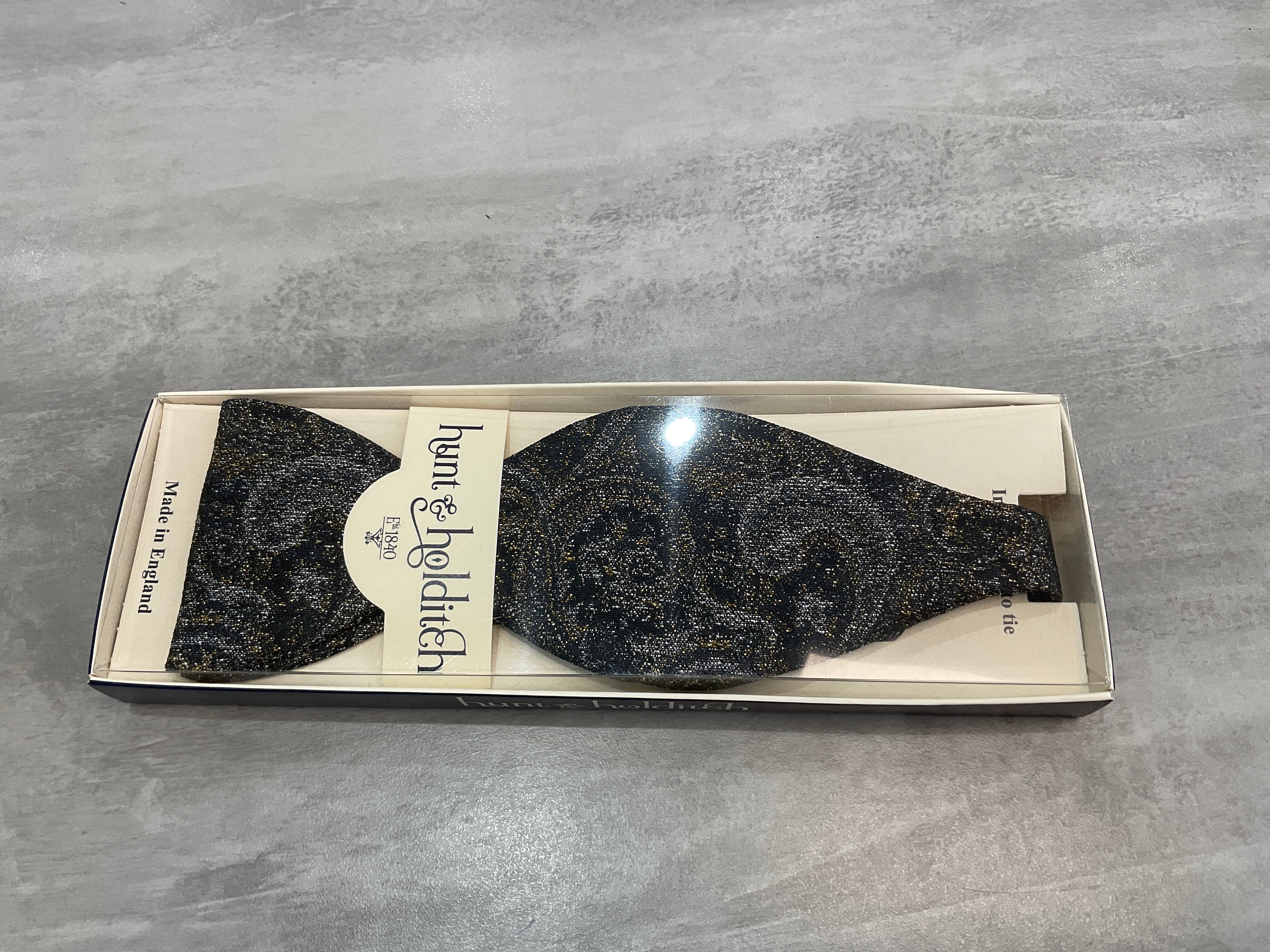 Bow Tie - Self tie gold/silver/black