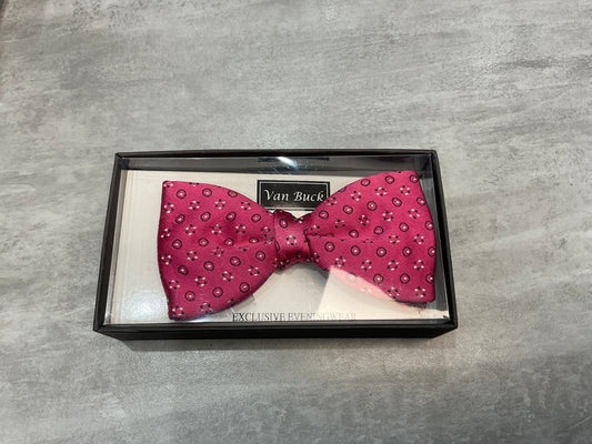 Van buck pink bow tie
