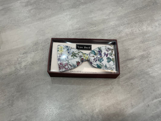 Liberty fabric bow tie Wild flowers