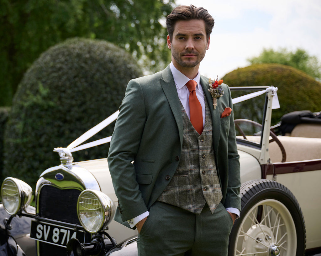 Oakmere Suit Hire - 3 Piece & Dress Shirt