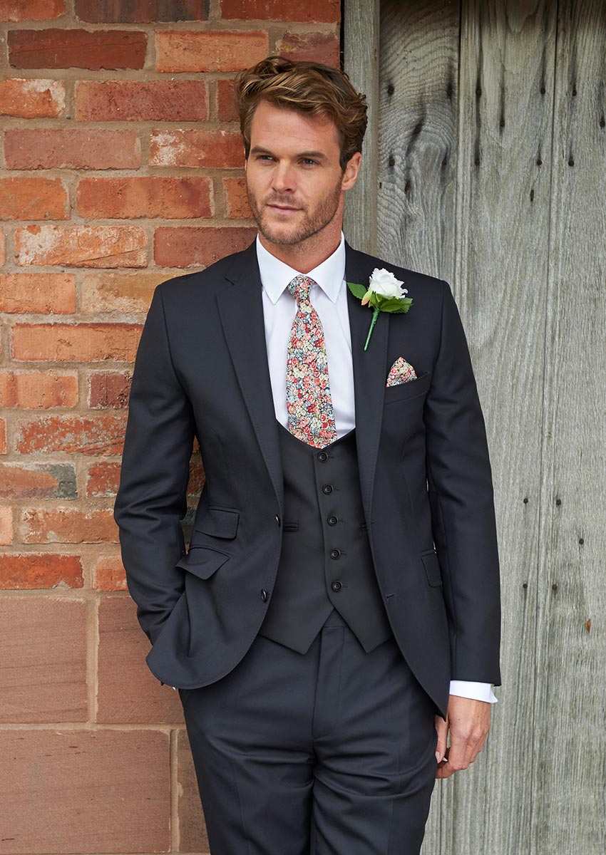 Coalport Funeral Suit Hire - 2 Piece
